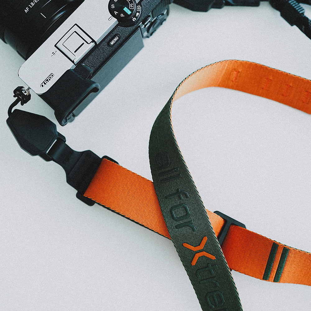 Black Snipe 2-in-1 Camera Strap & Wrist Strap - Image 2