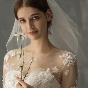 White Two-Tier Tulle Shoulder Bridal Veil With Beadings