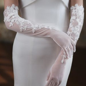 Elegant White Lace Long Wedding Gloves